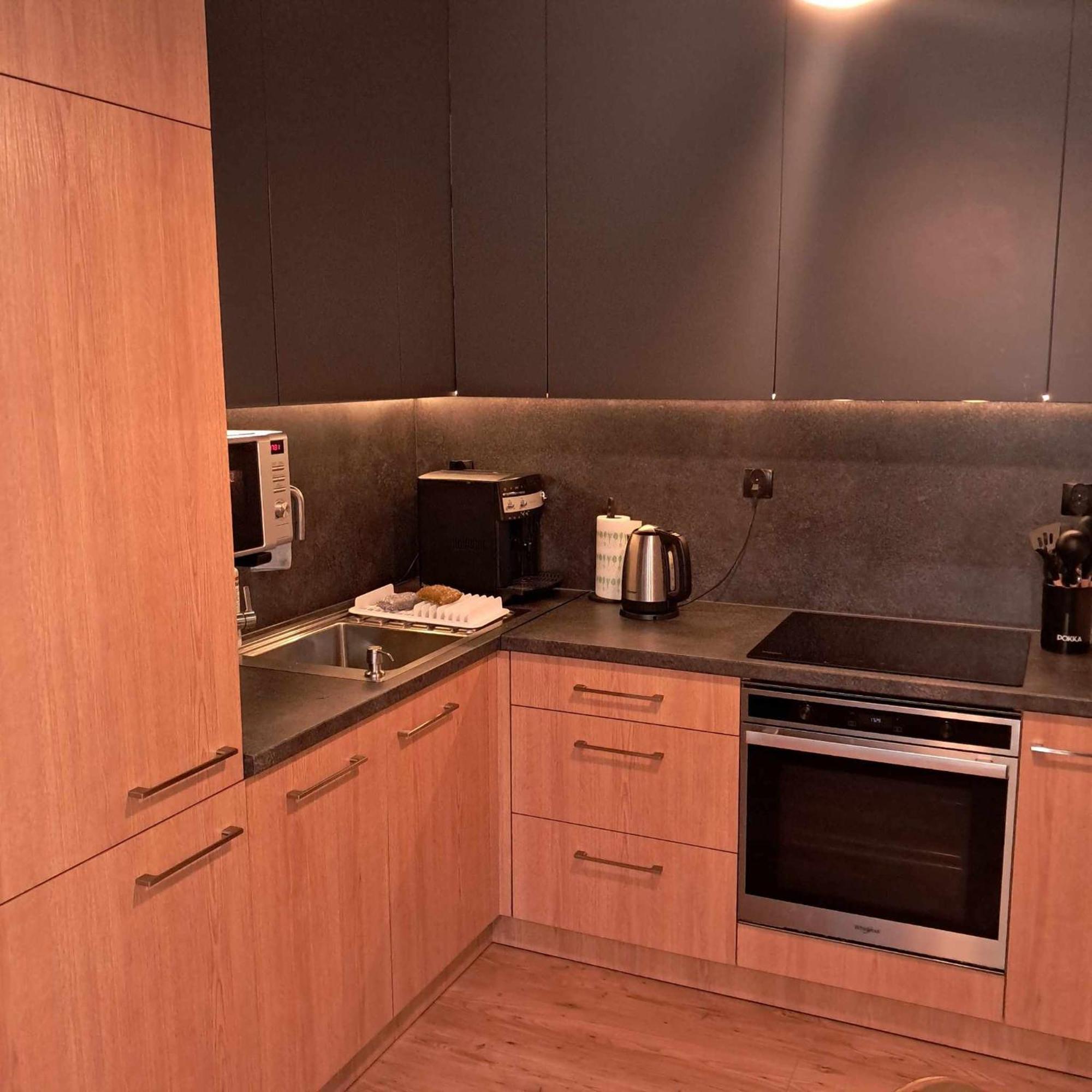 Apartament Julia 1-4 Os Starowapiennikowa 42A Z Balkonem Ze Sniadaniem Kontynentalnym Kielce Exterior foto